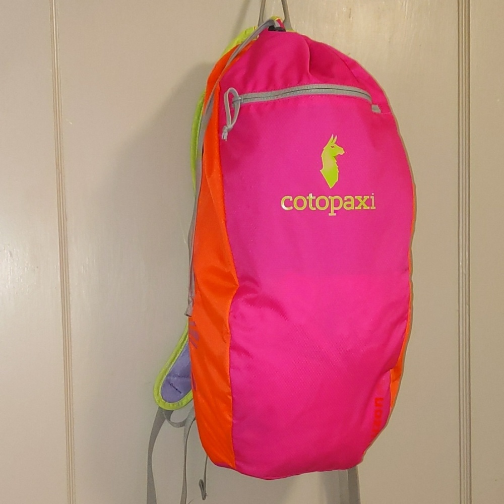 LUZON 18L BACKPACK - DEL DÍA